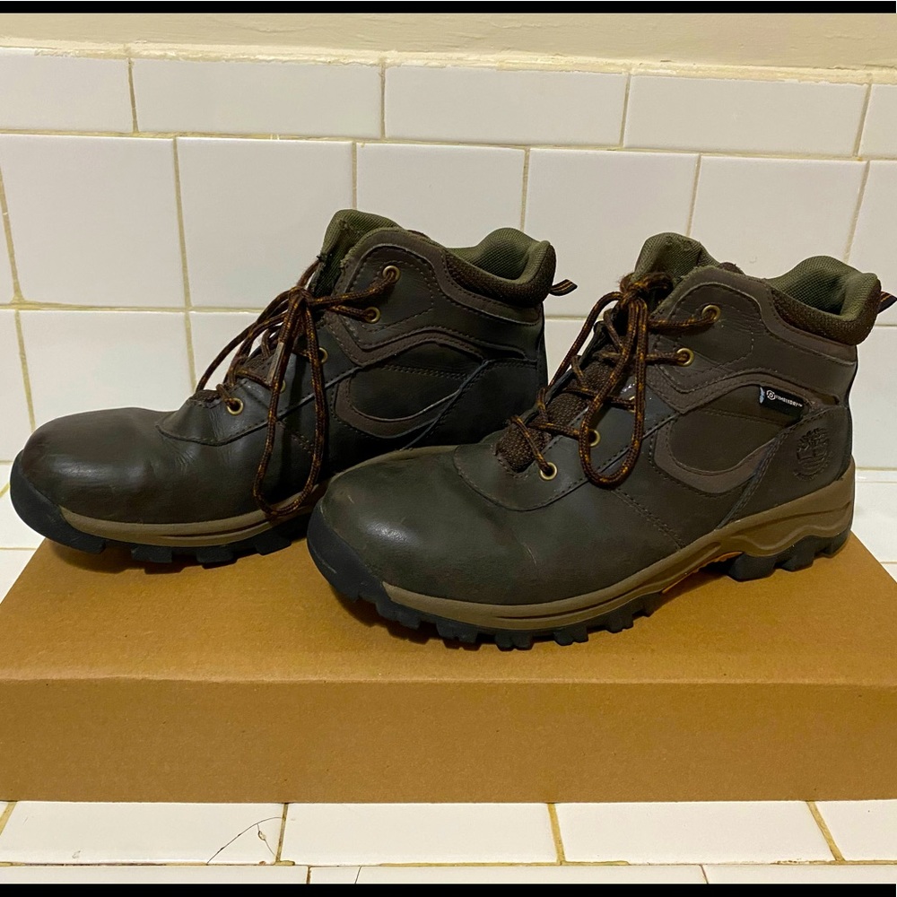 Size 8 Waterproof Hiking Timberlands
